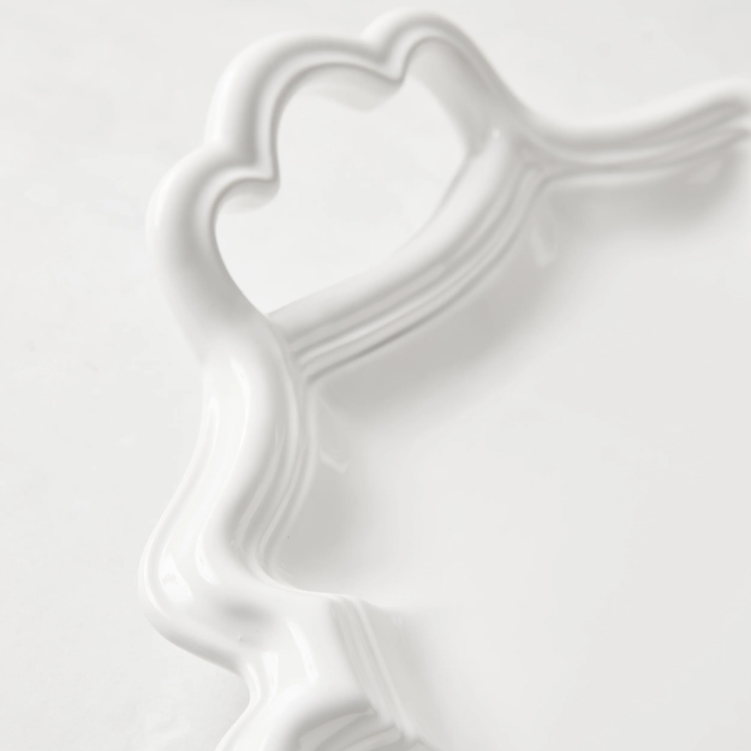 Amalfi Ceramic Serving Platter with Handles - Image 4