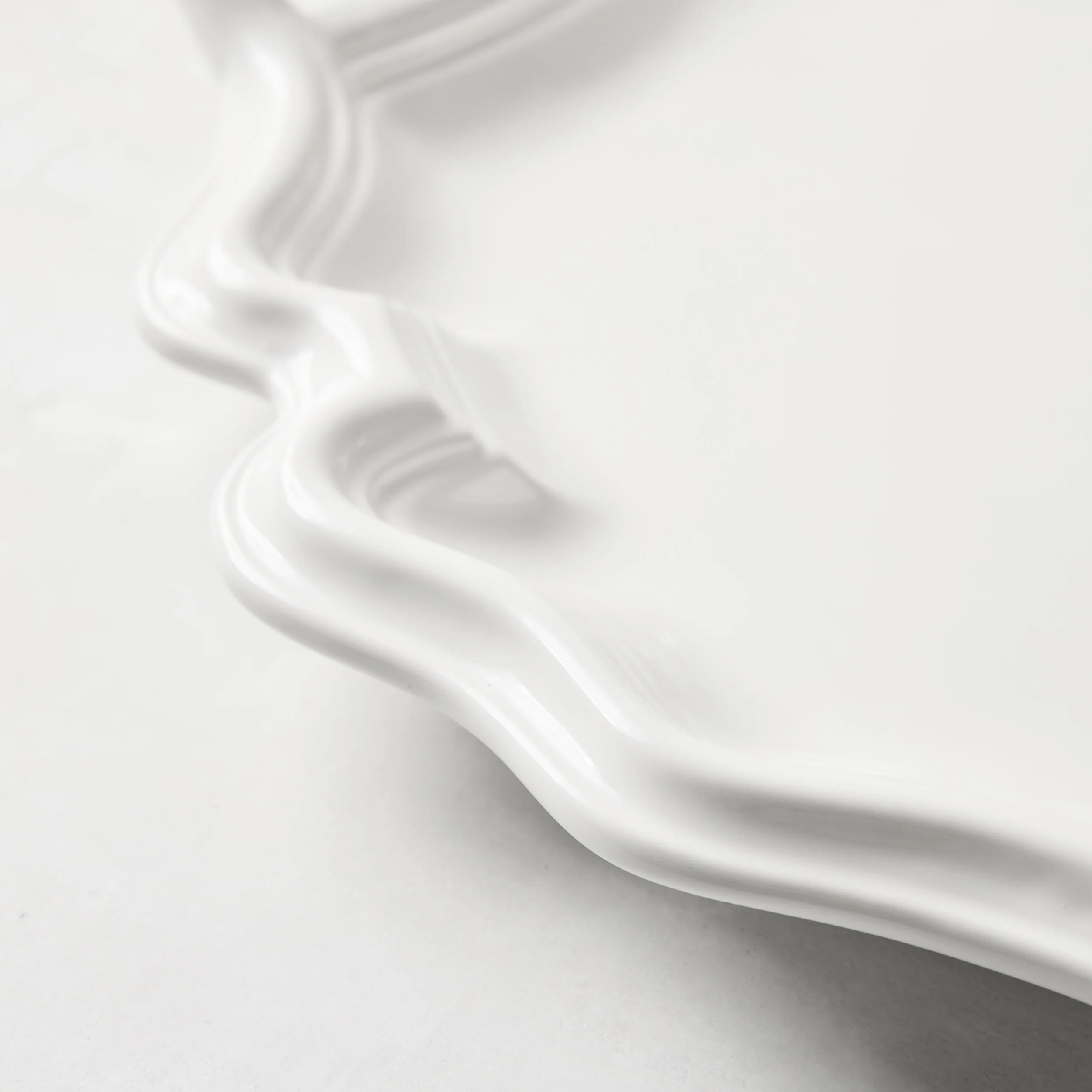 Amalfi Ceramic Serving Platter with Handles - Image 5