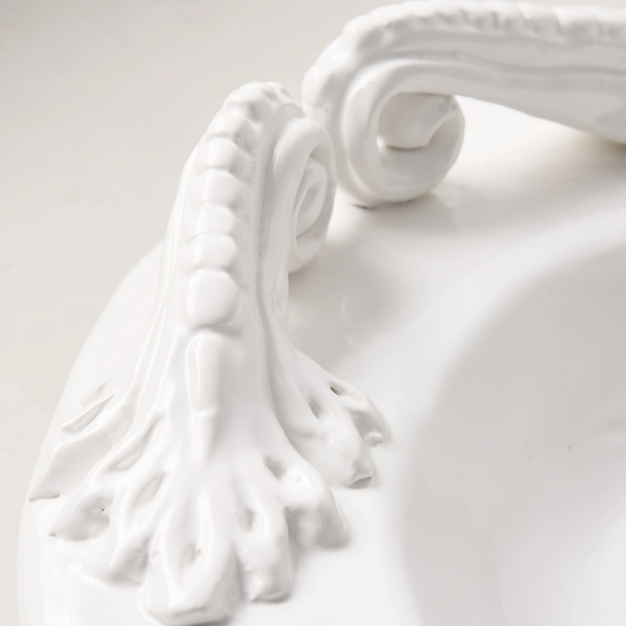 Baccello Ceramic Oval Serving Platter - Image 4