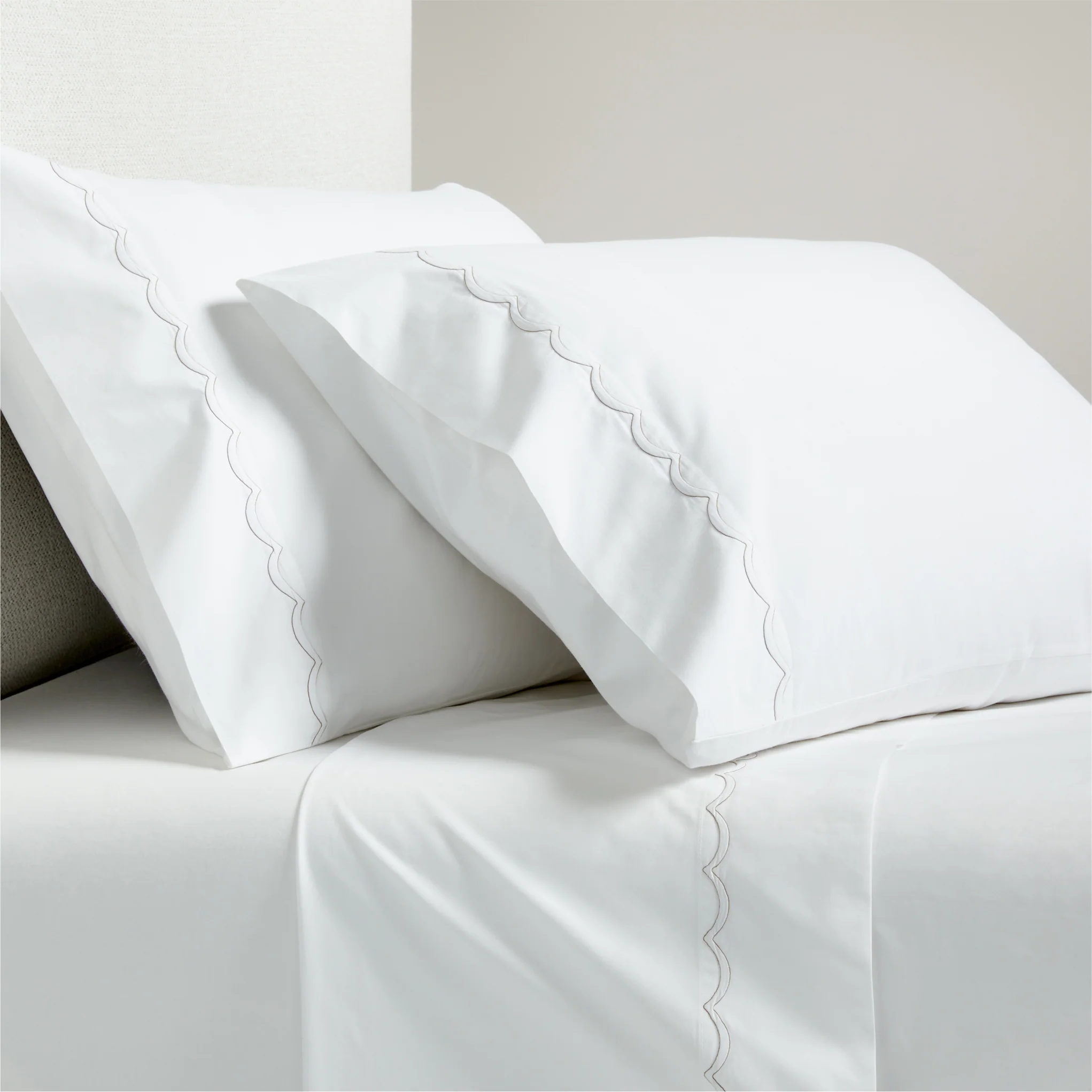 Brown Scallop Stitch Percale Sheet Set