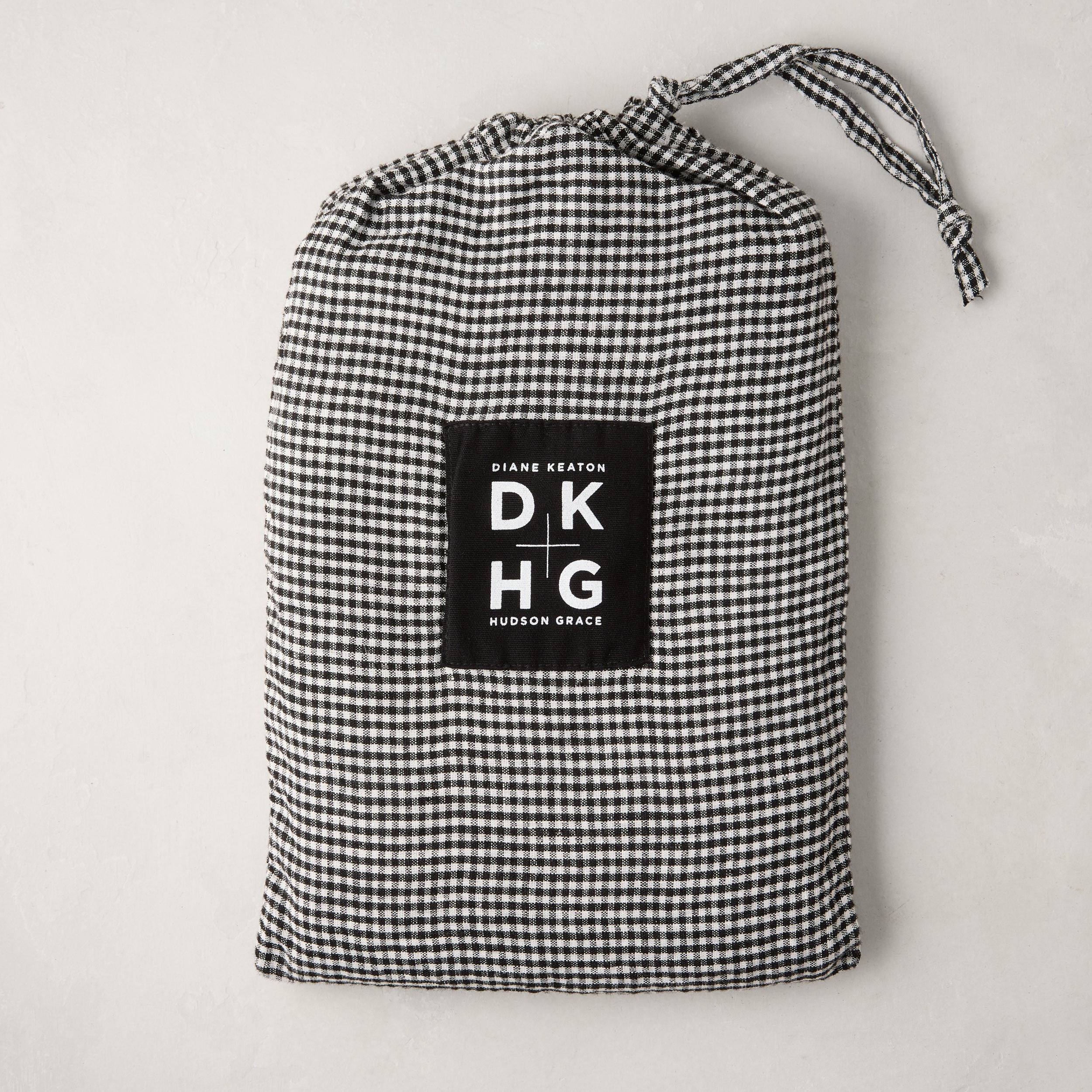 Diane Keaton + Hudson Grace Petite Gingham Linen Pillow Shams, Set of 2 - Image 2