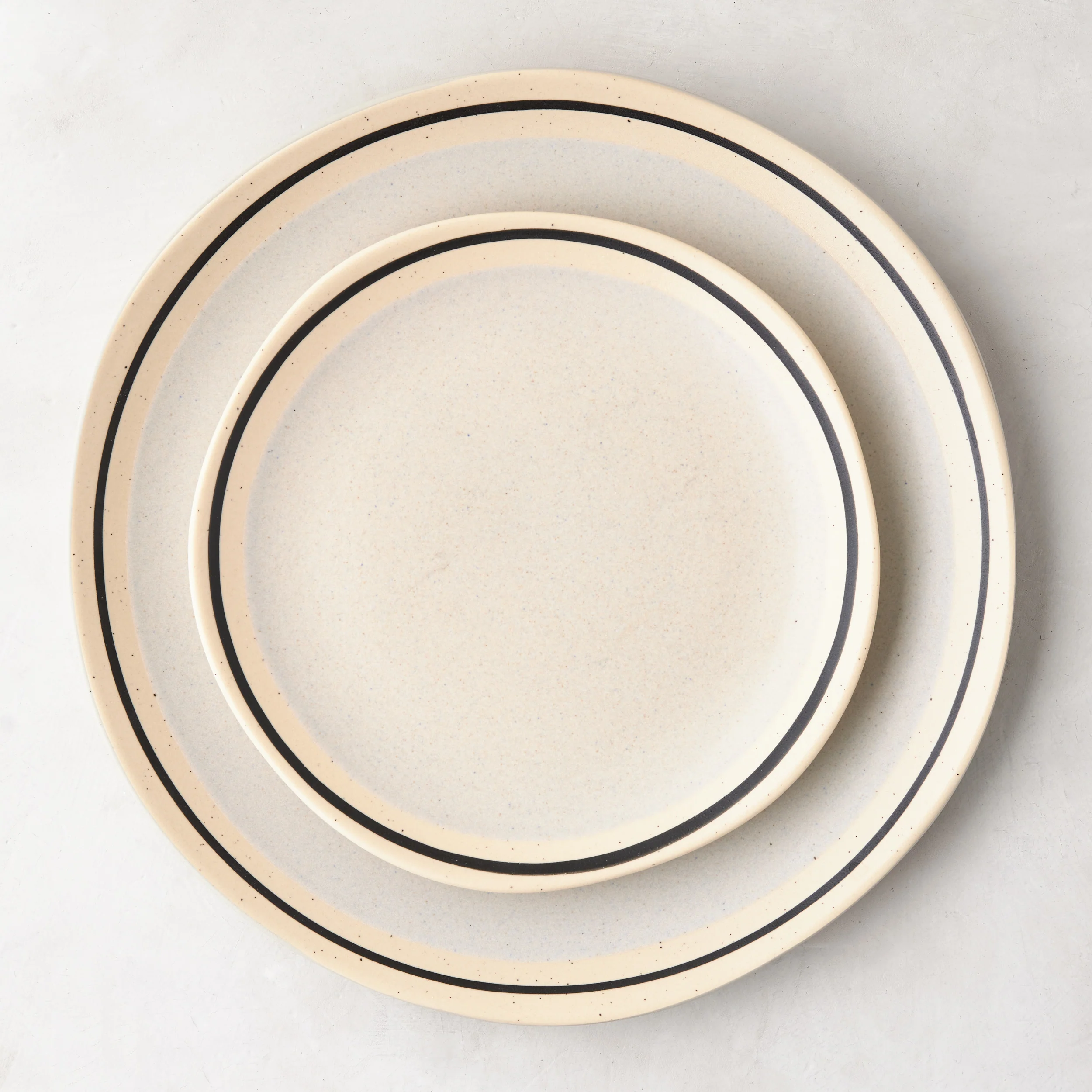 Diane Keaton + Hudson Grace Sketch Stoneware Dinner Plate - Image 8