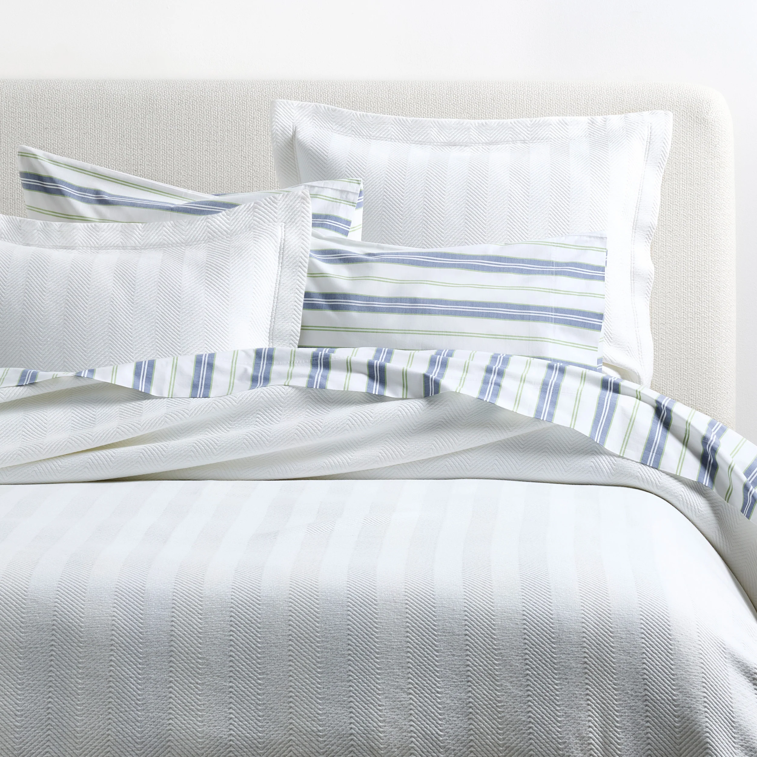 Herringbone Matelassé Pillow Shams, set of 2, White - Image 2