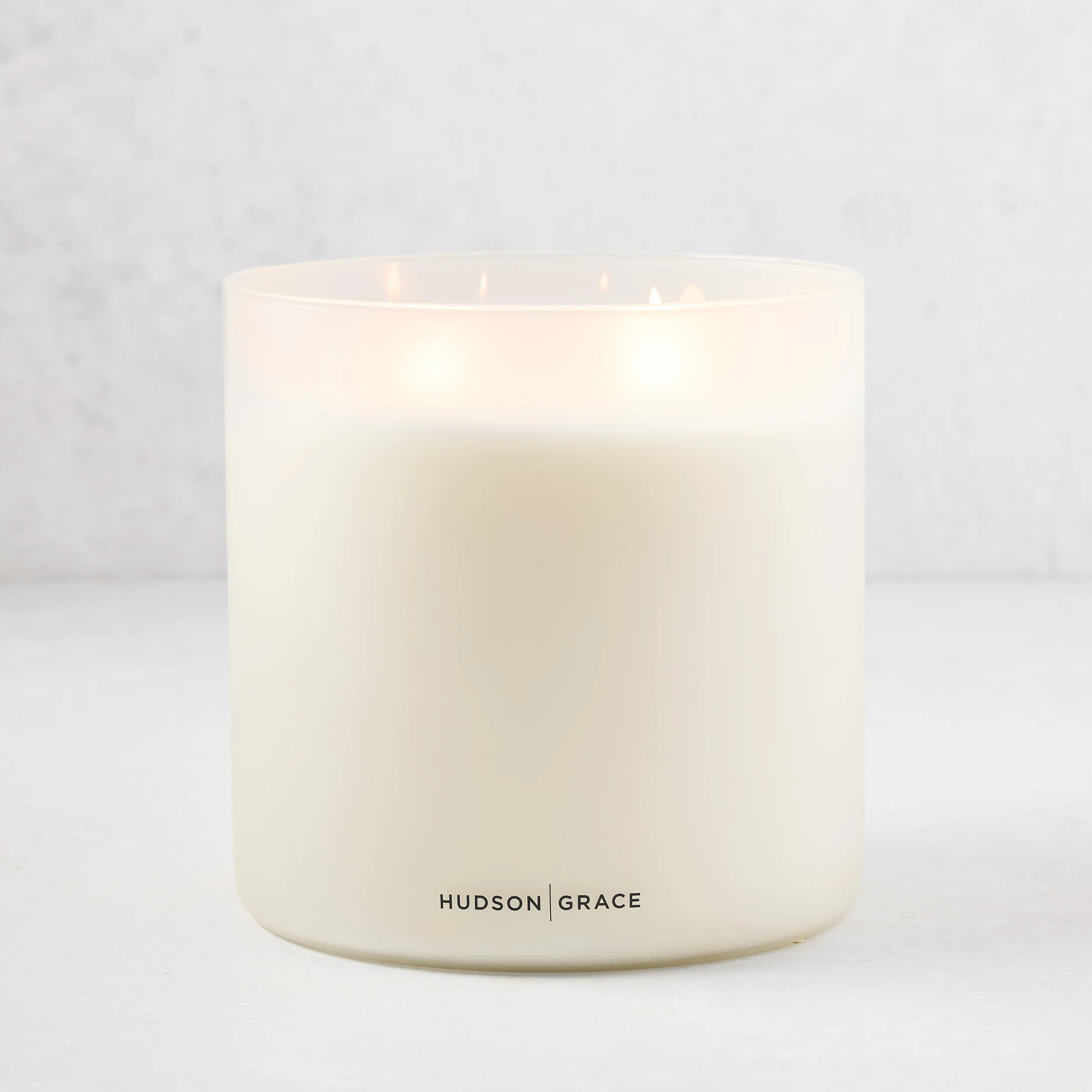 Hudson Grace Original Scented 4-Wick Candle - Image 2