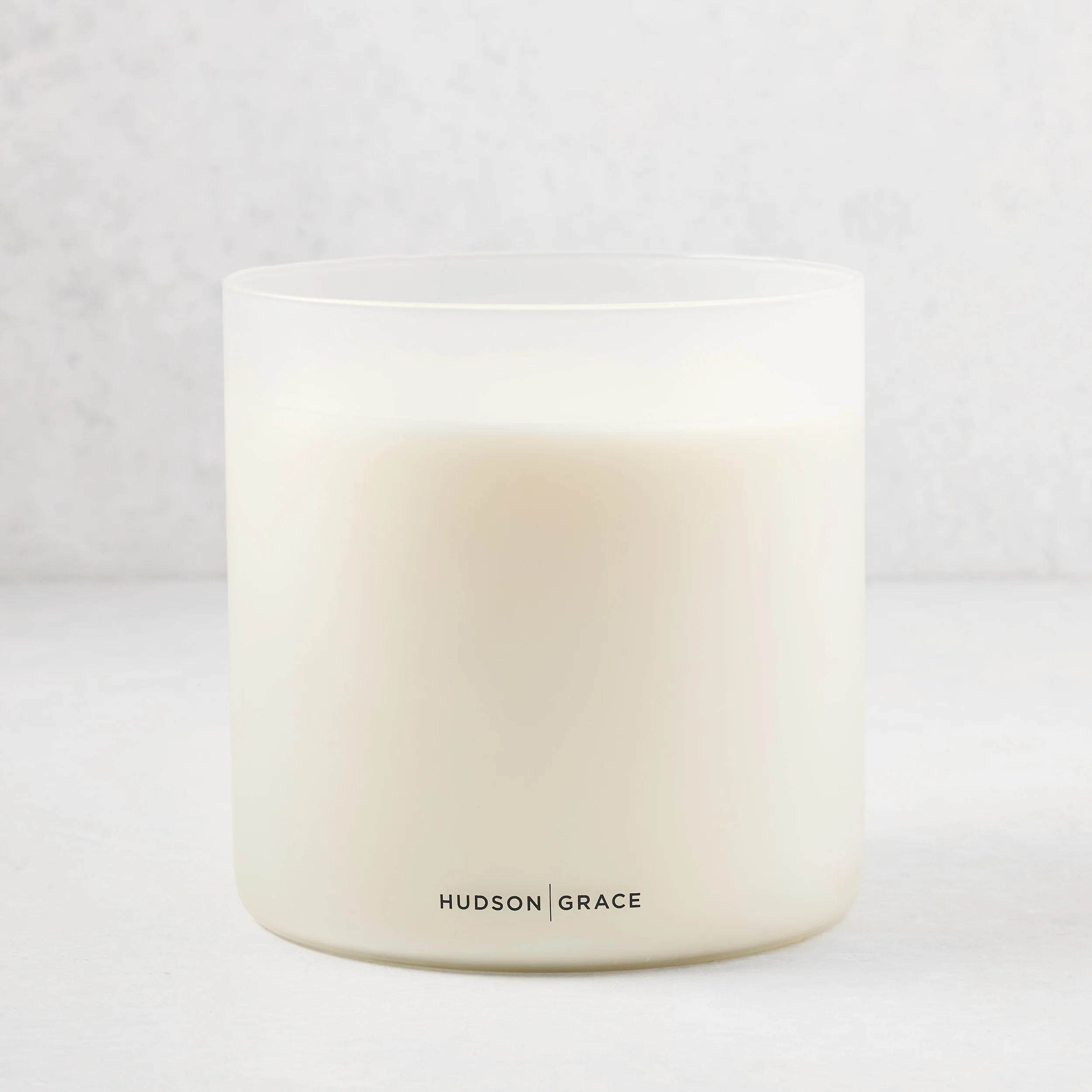 Hudson Grace Original Scented 4-Wick Candle - Image 6