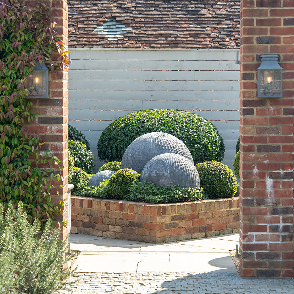 Steel Metal Garden Leaf Balls - Image 4