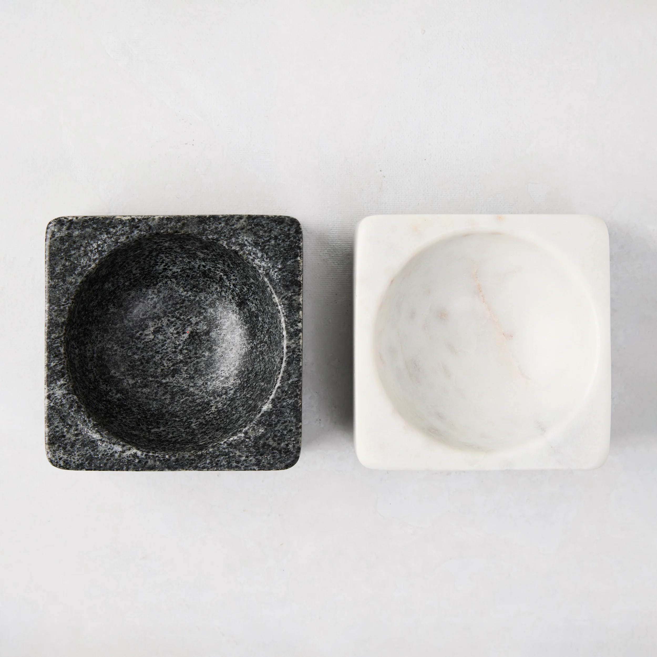 Marble Black and White Pinch Bowls - Image 2