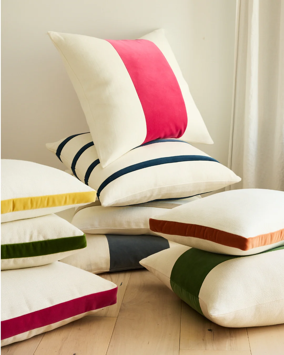 Fuchsia Pink Velvet Gusseted Lumbar Pillow - Image 3