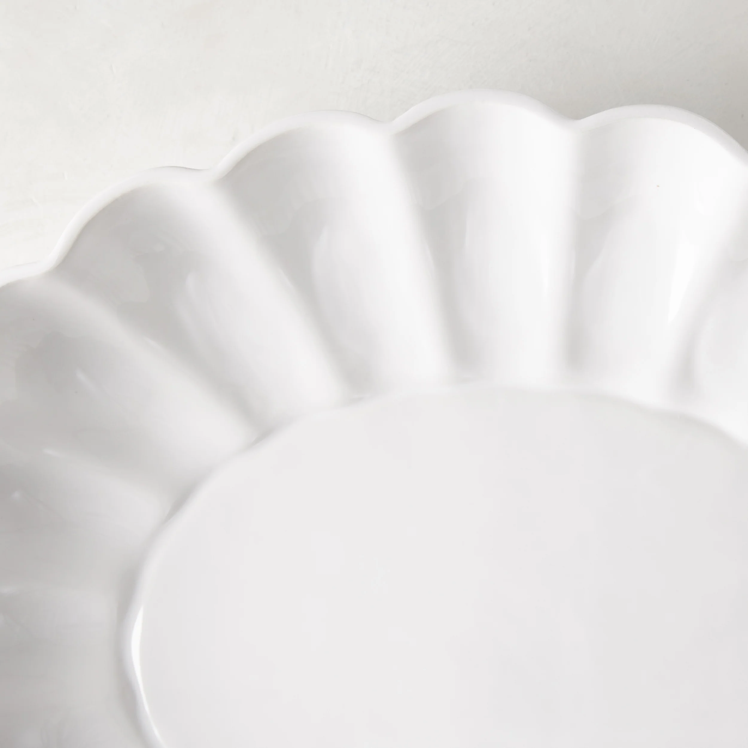 Petal Large Oval Ceramic Serve Bowl - Image 2