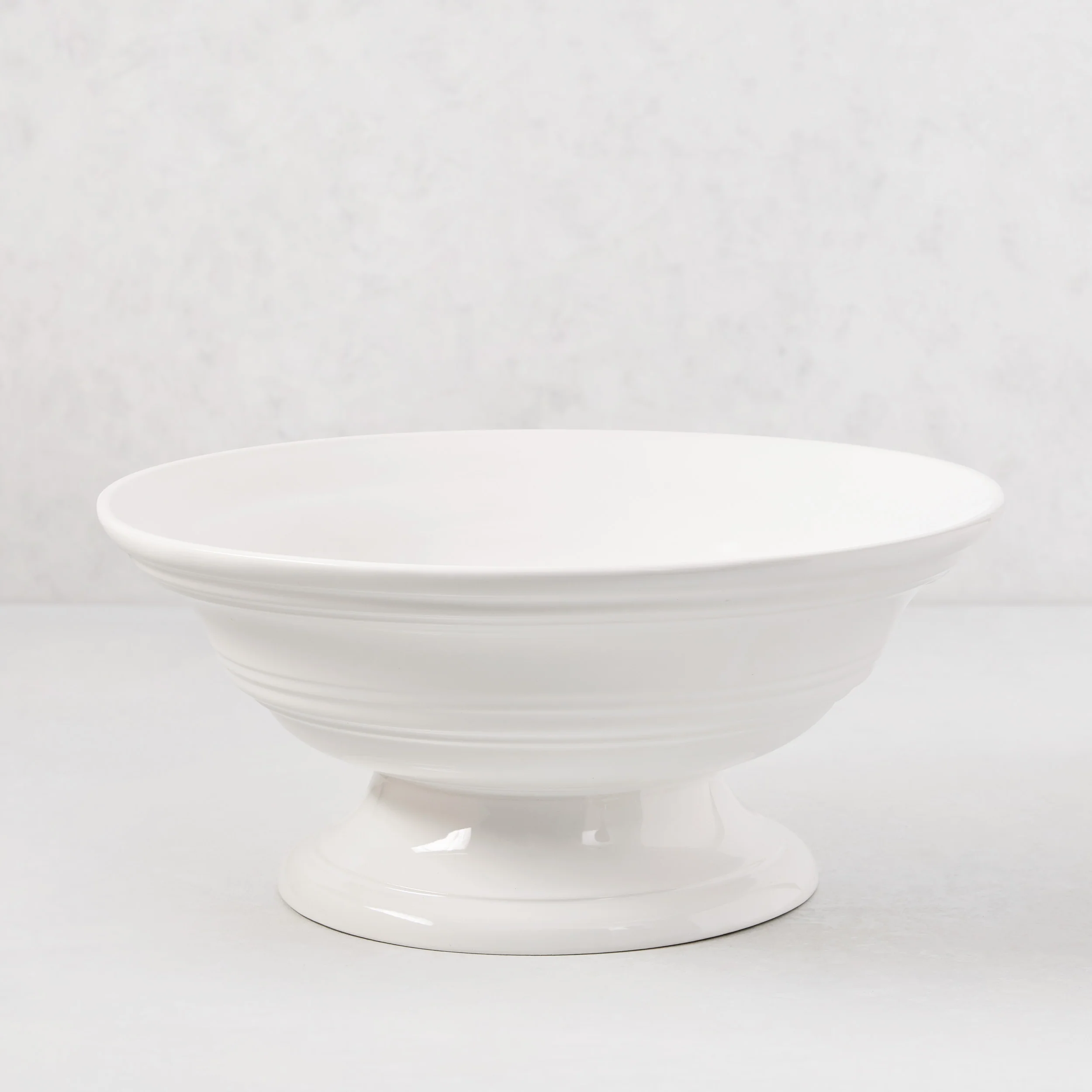 HG Round Ceramic Footed Bowl - Image 3