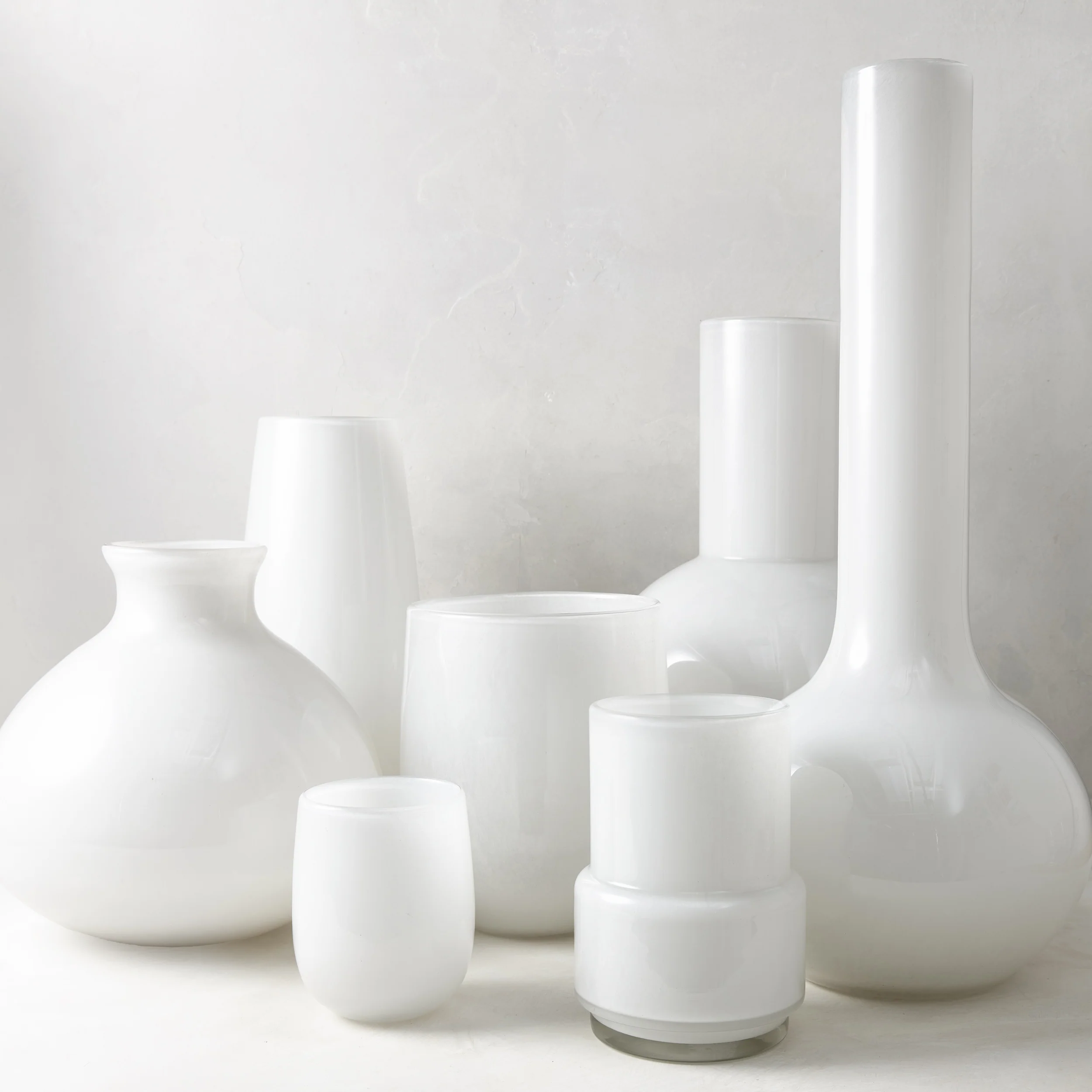 Small White Barrel Vase - Image 7