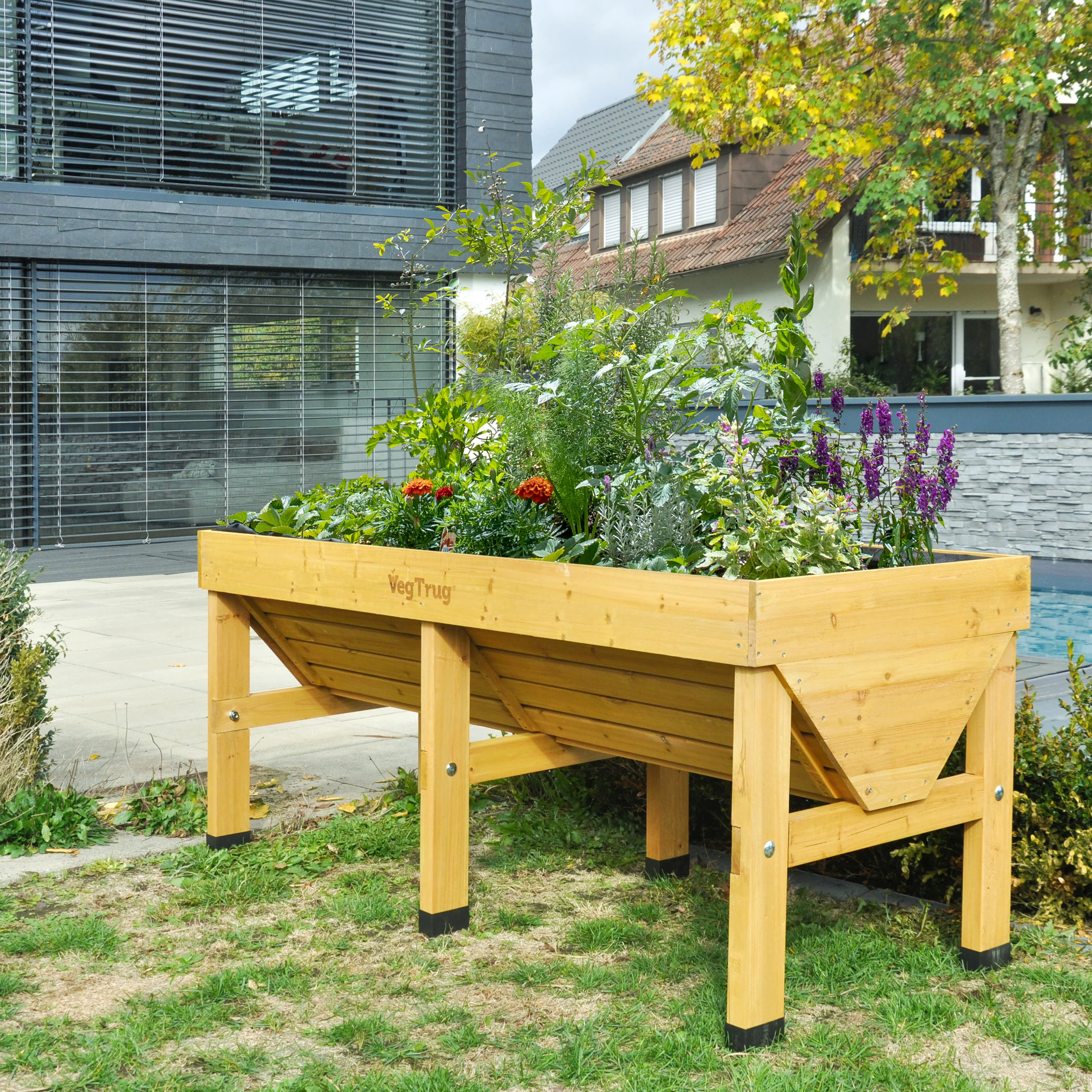 VegTrug Medium Wood Planter - Image 3