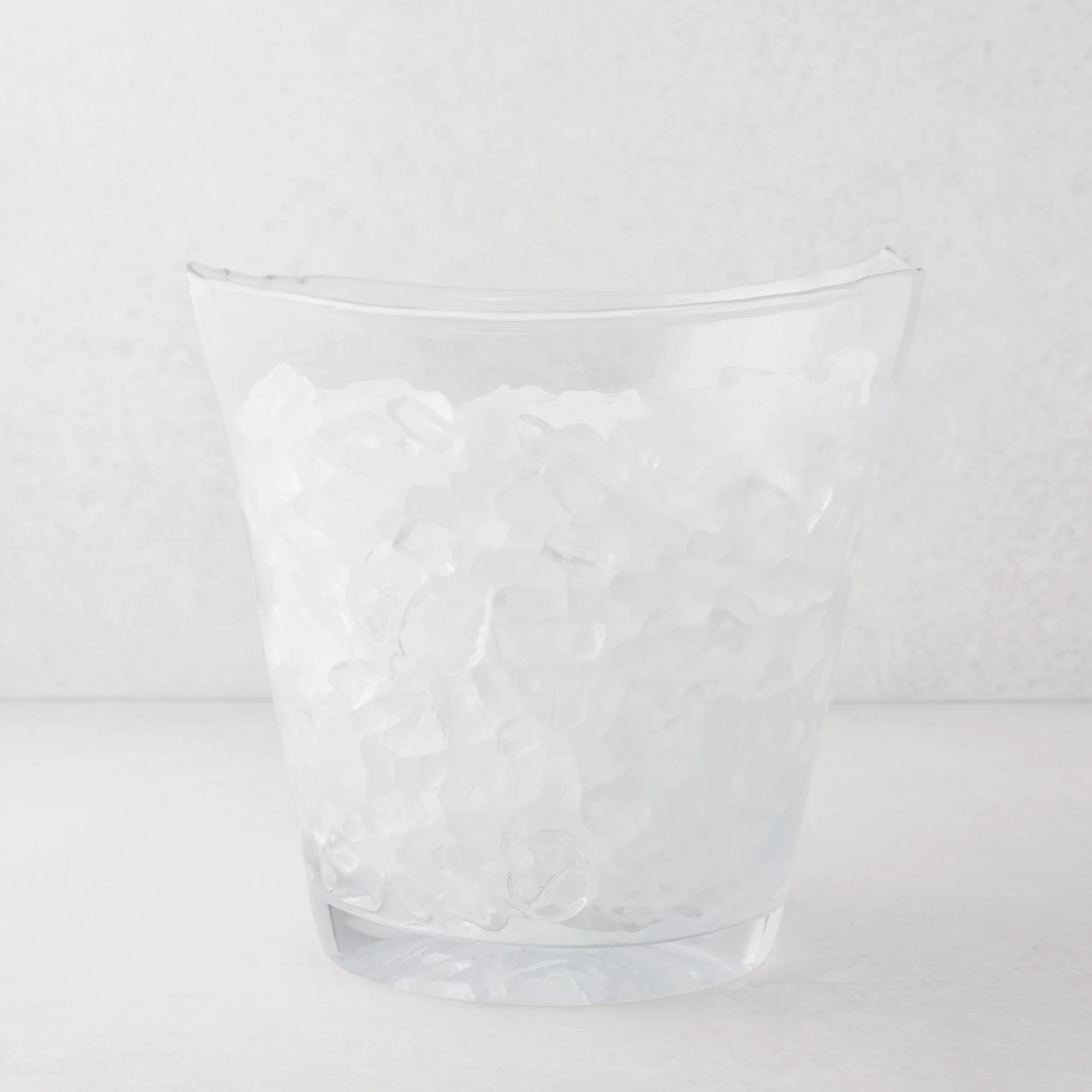 Zion Oversized Scissor-Cut Glass Ice Bucket - Image 4